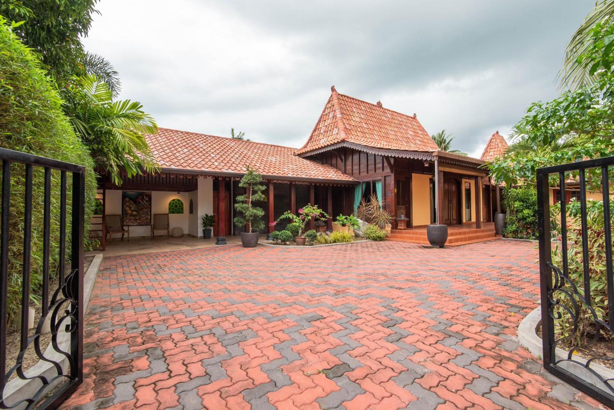 Limasan Villa Langkawi Pantai Cenang  Zimmer foto